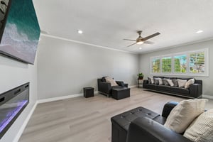 Edmore Ave-S1808-003.jpg