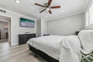 Edmore Ave-S1808-029.jpg