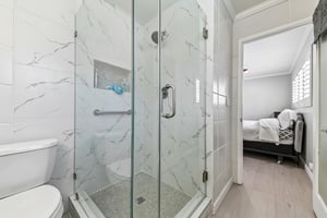Edmore Ave-S1808-031.jpg