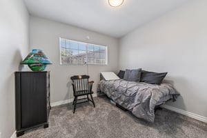 Edmore Ave-S1808-033.jpg