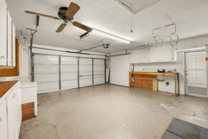 Garage 1 of 2