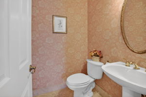  Photo 37