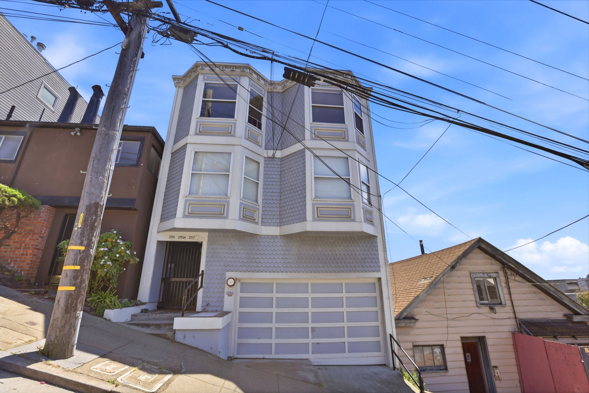 001_F8_2117 22nd St