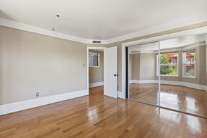 019_F8_2117 22nd St