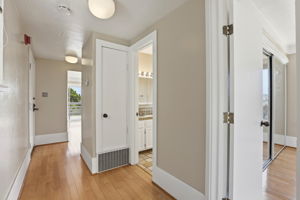 023_F8_2117 22nd St