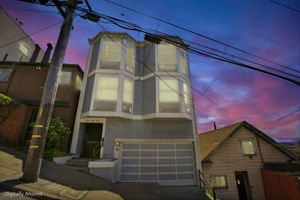  Photo 0