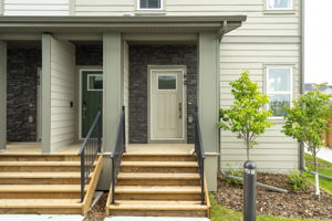  Photo 0