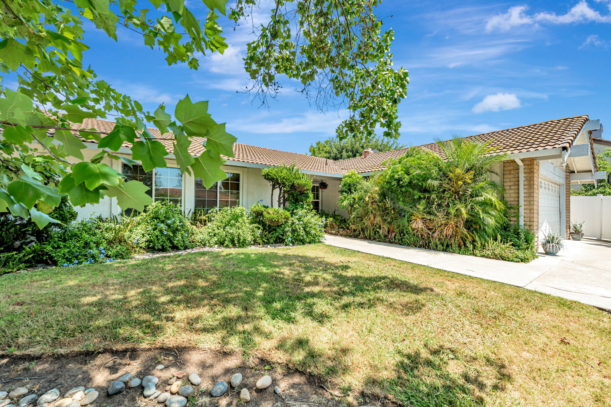 003_2117 Lido Cir