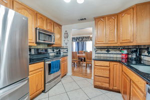 015_2117 Lido Cir