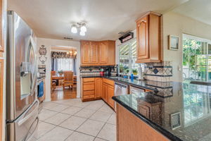 016_2117 Lido Cir