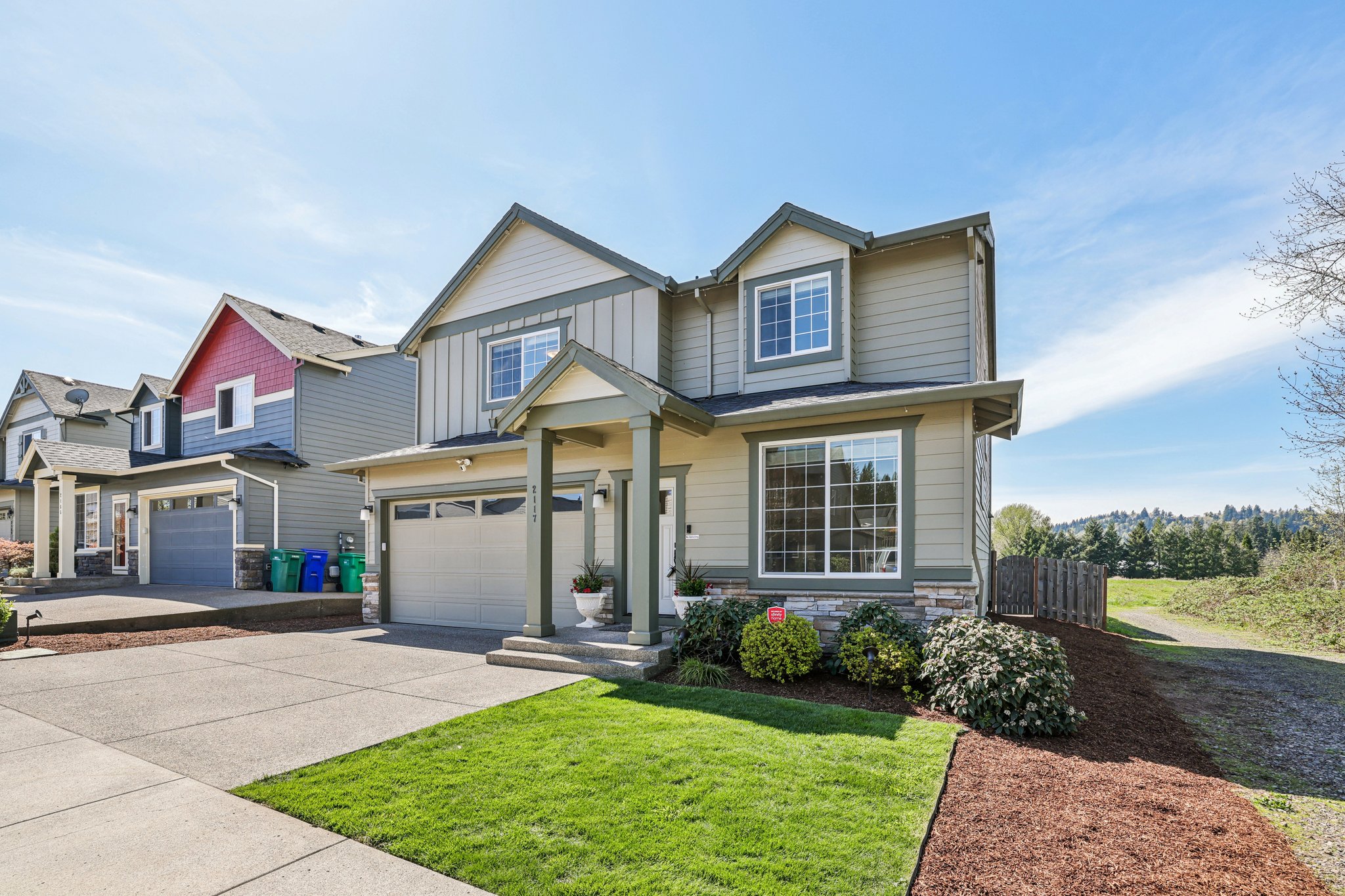 SE Cochran Dr-S0704-003.jpg