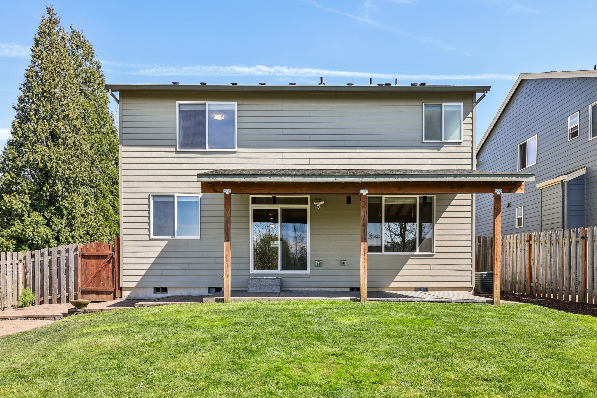 SE Cochran Dr-S0704-045.jpg