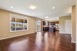 SE Cochran Dr-S0704-010.jpg