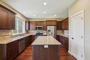 SE Cochran Dr-S0704-012.jpg