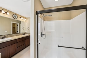 SE Cochran Dr-S0704-031.jpg