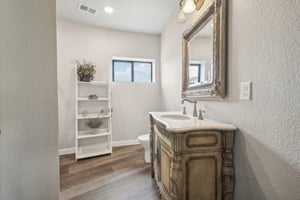 Dry Creek Dr-038.jpg