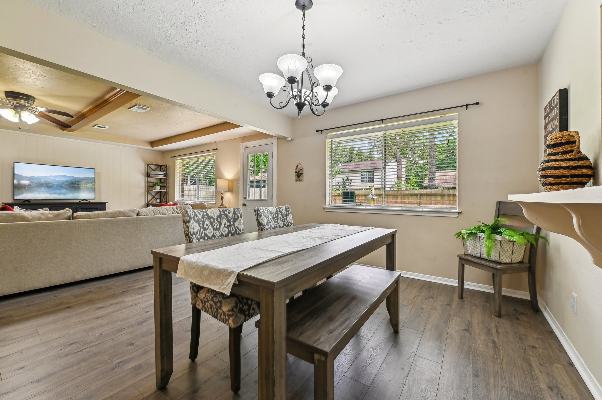 Oak Shores Dr-3105-014.jpg
