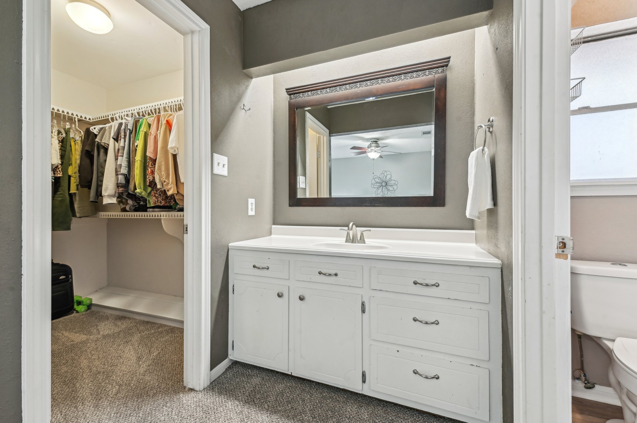 Oak Shores Dr-3105-024.jpg