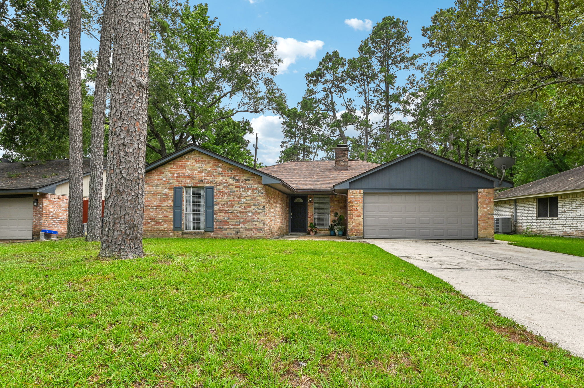 Oak Shores Dr-002r