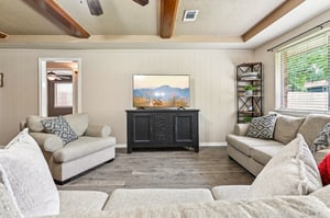 Oak Shores Dr-3105-011.jpg