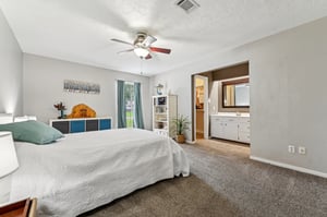 Oak Shores Dr-3105-022.jpg
