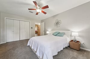 Oak Shores Dr-3105-023.jpg