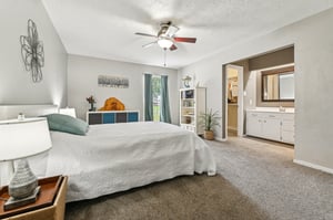 Oak Shores Dr-3105-030.jpg