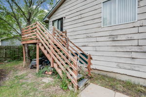  Photo 30