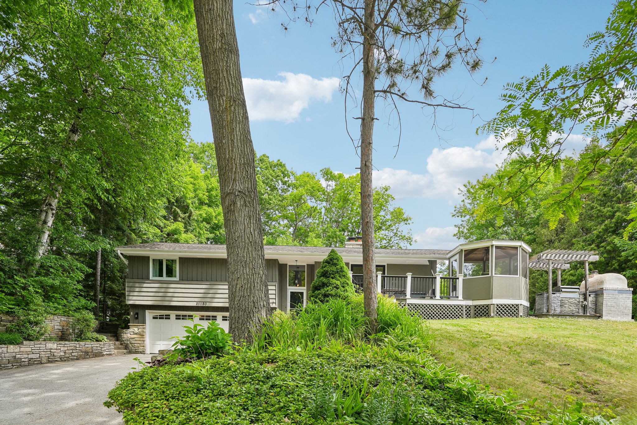 Mary Lynn Dr-S0506-008.jpg
