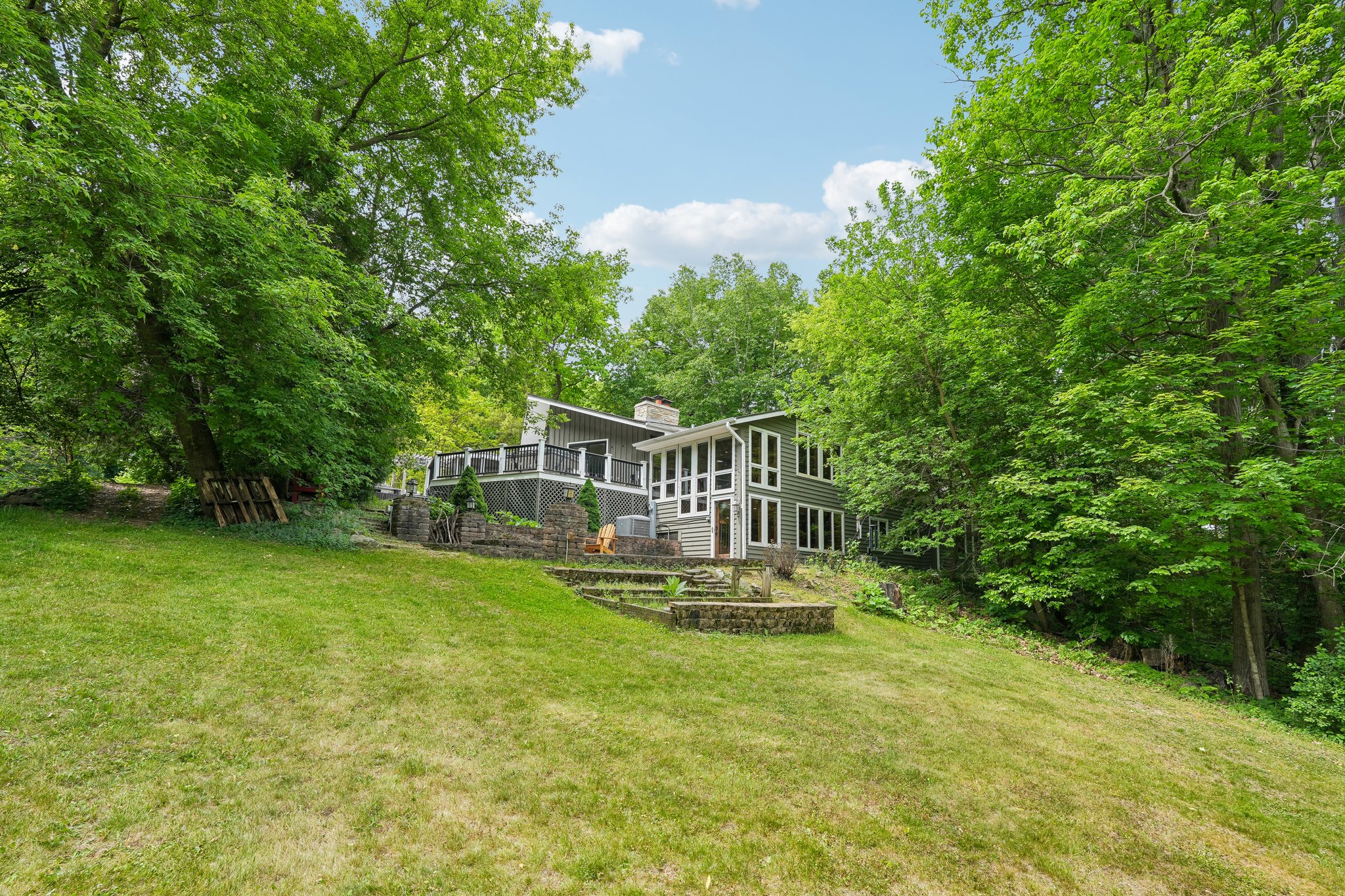 Mary Lynn Dr-S0506-059.jpg