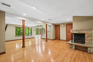 Mary Lynn Dr-S0506-023.jpg