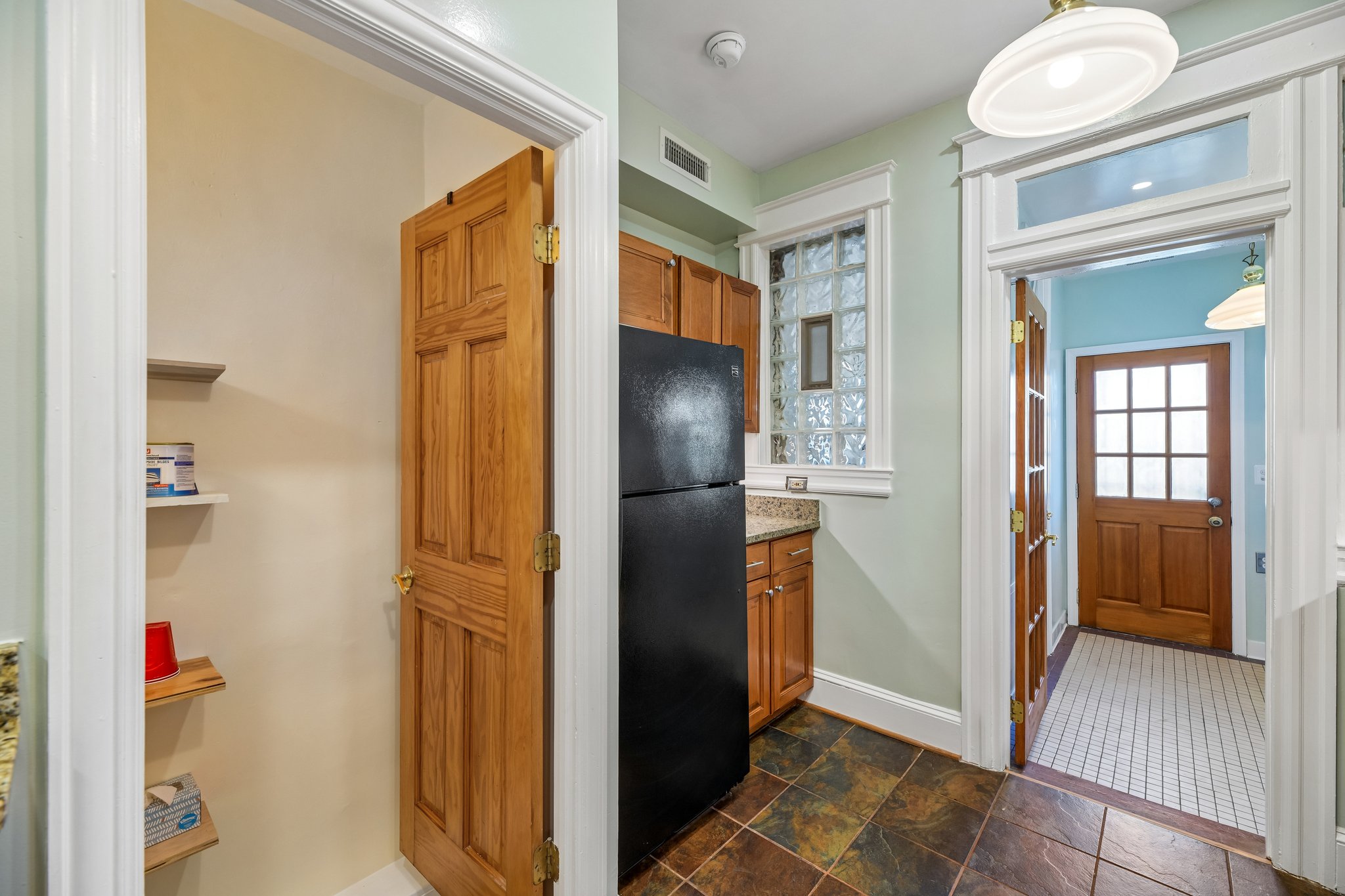 3rd St NE-S2404-018.jpg