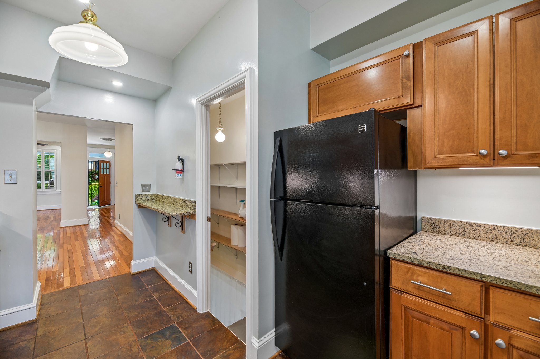 3rd St NE-S2404-019.jpg