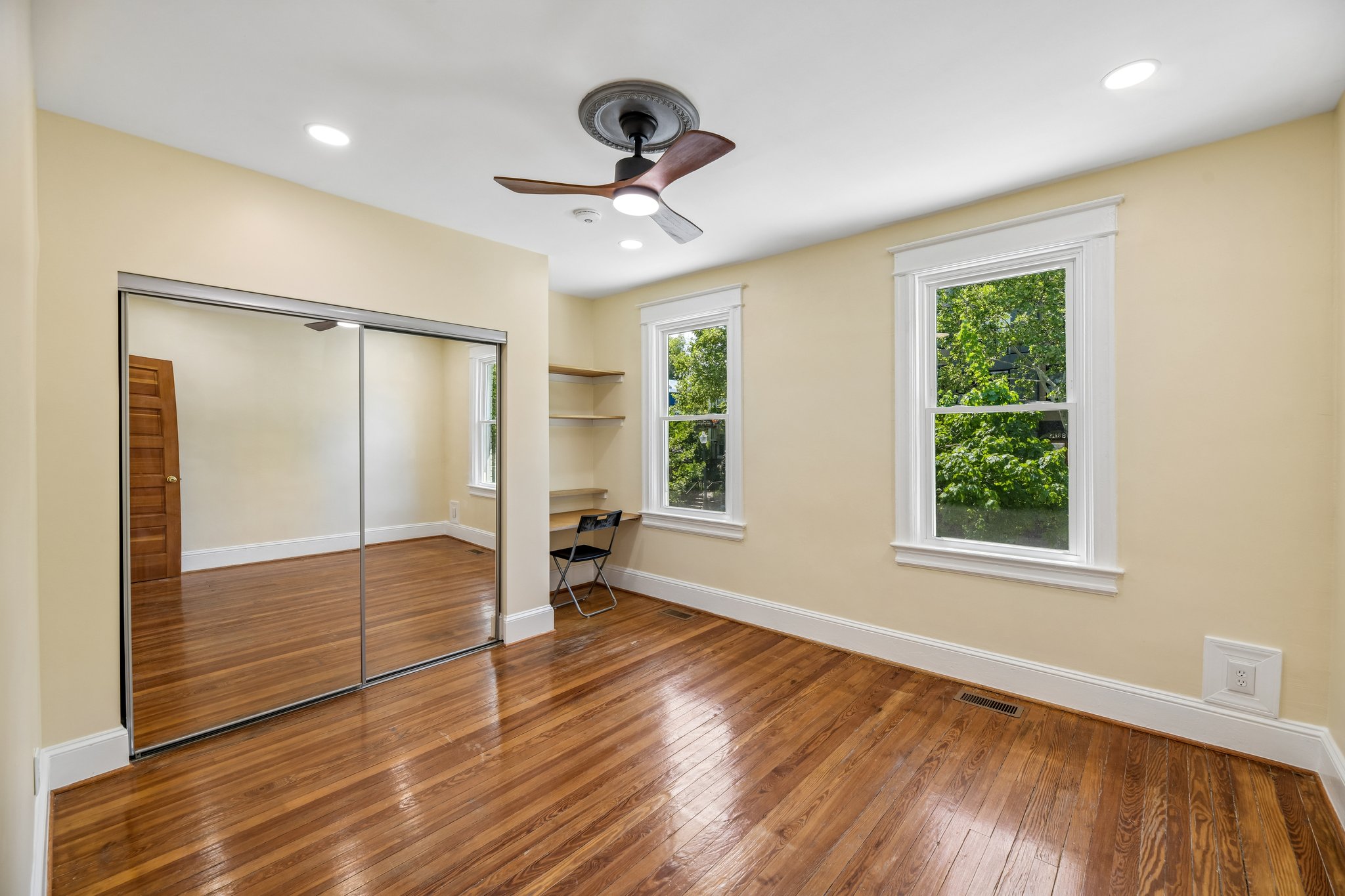 3rd St NE-S2404-028.jpg