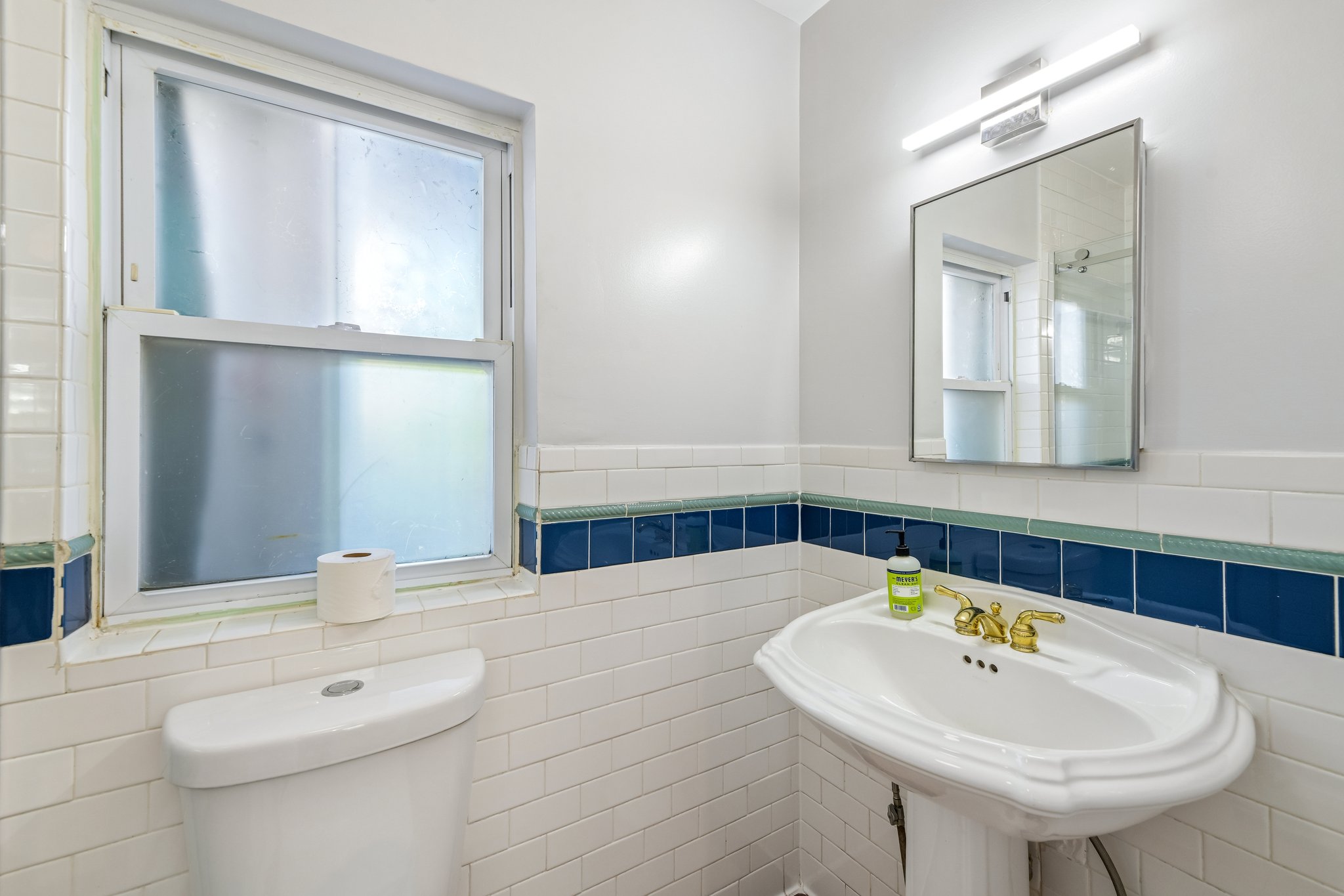 3rd St NE-S2404-044.jpg