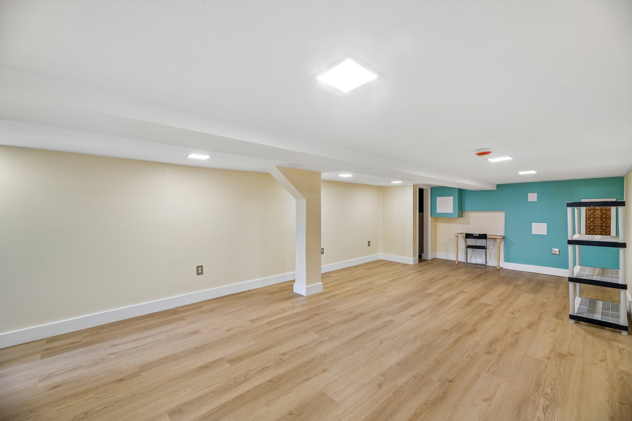 3rd St NE-S2404-053.jpg