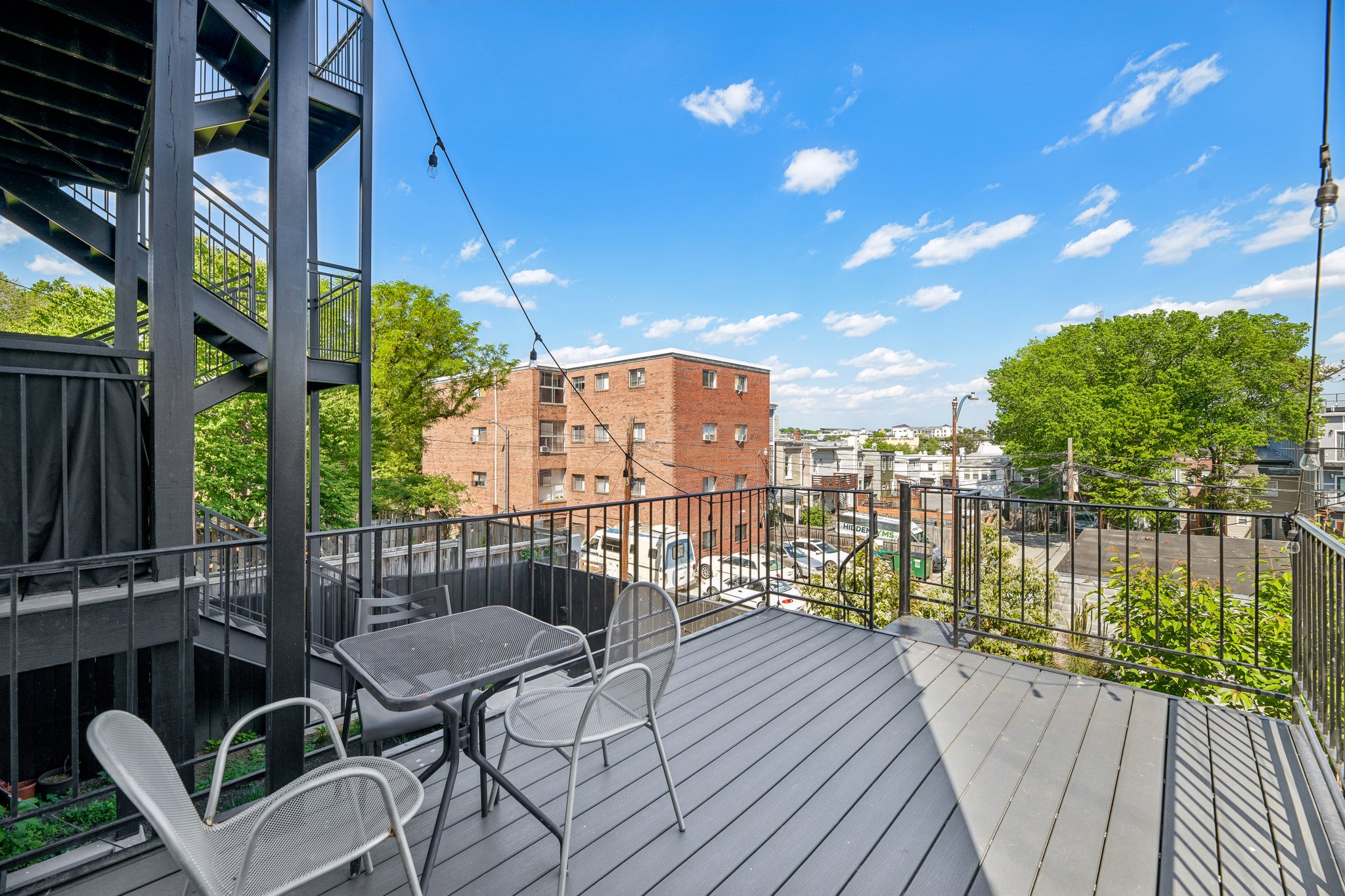 3rd St NE-S2404-063.jpg