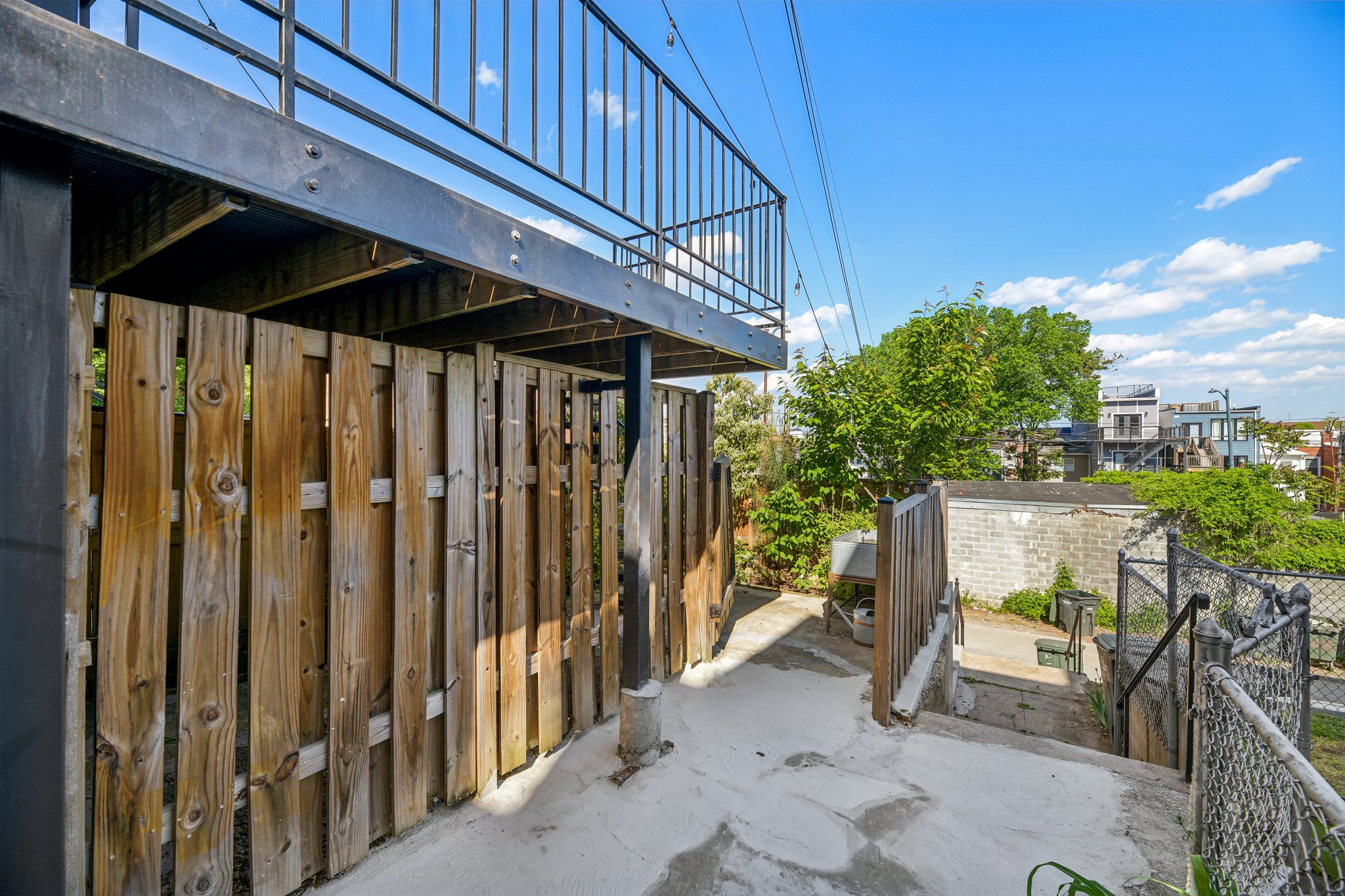 3rd St NE-S2404-067.jpg