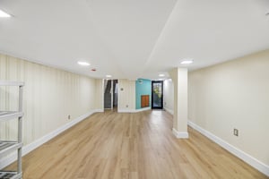 3rd St NE-S2404-057.jpg