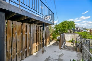 3rd St NE-S2404-067.jpg