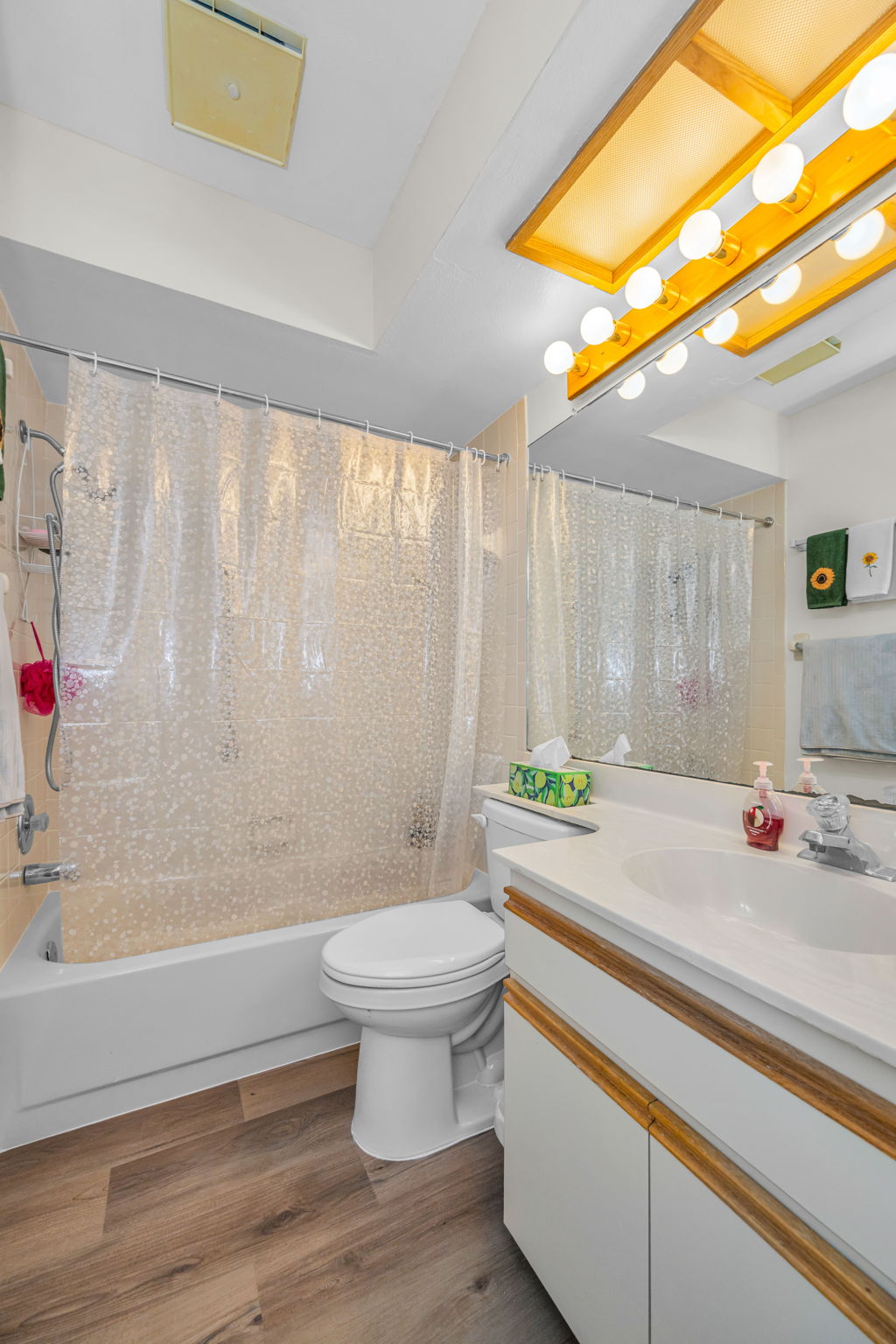 Bathroom 2a