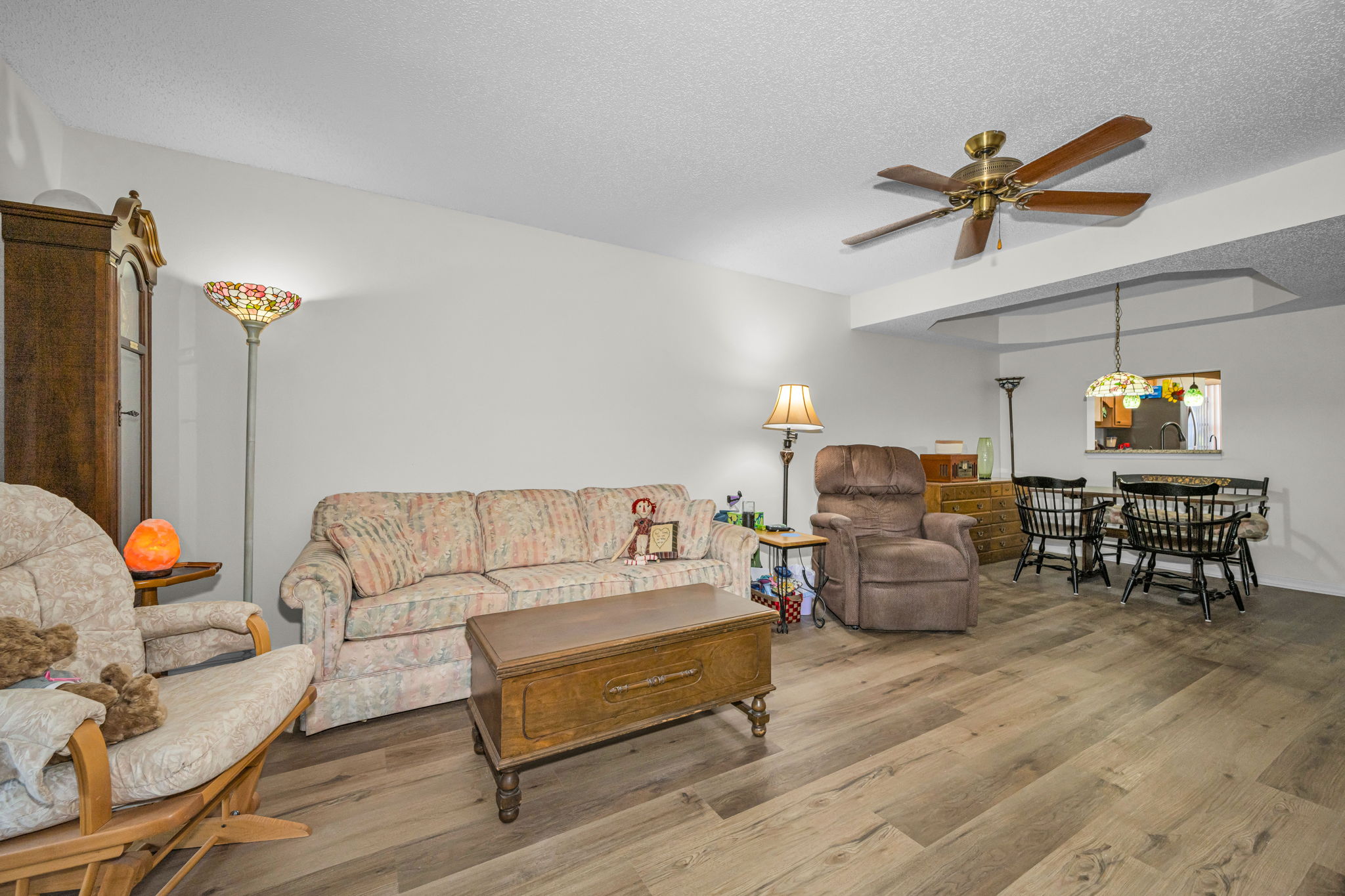 Living Room 4