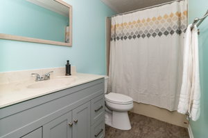 Owner's En-Suite Bath