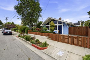005_F8_212 3rd Ave