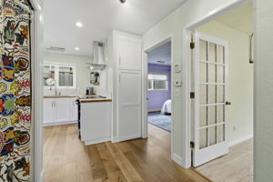 022_F8_212 3rd Ave