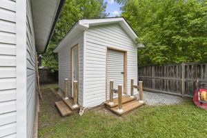  Photo 32