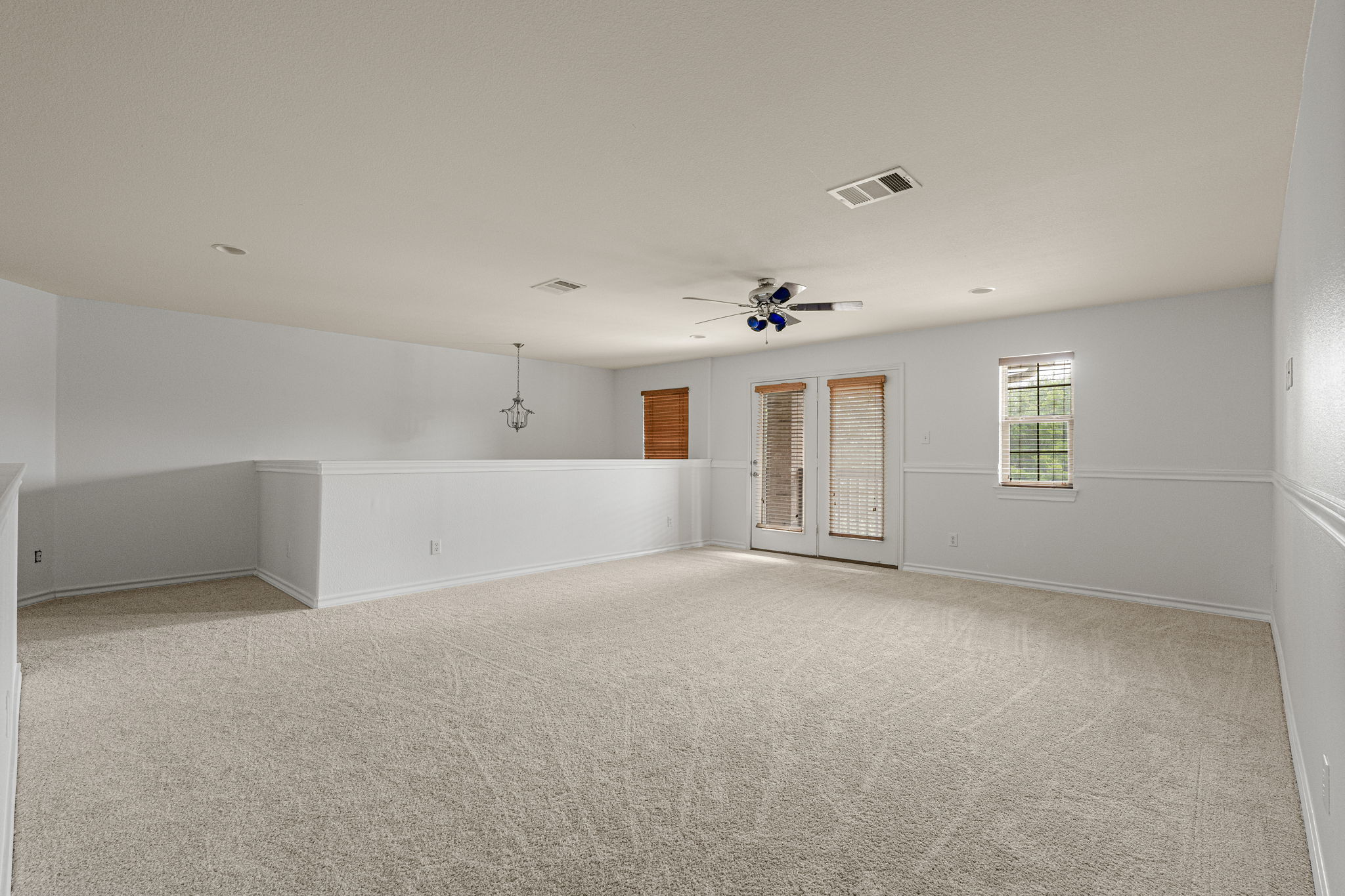 Upstairs flex space