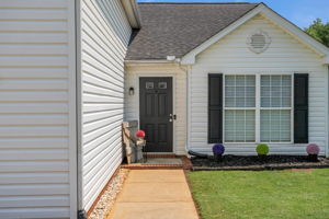  Photo 0