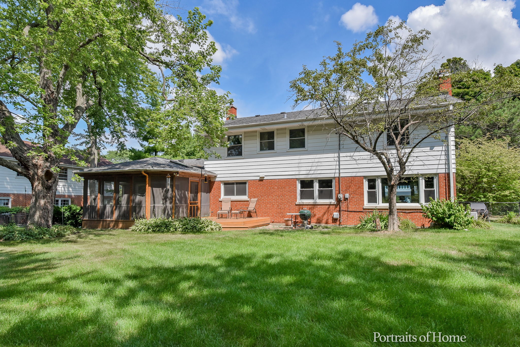 212 E Farnham Ln, Wheaton, IL 60189 Portraits of Home