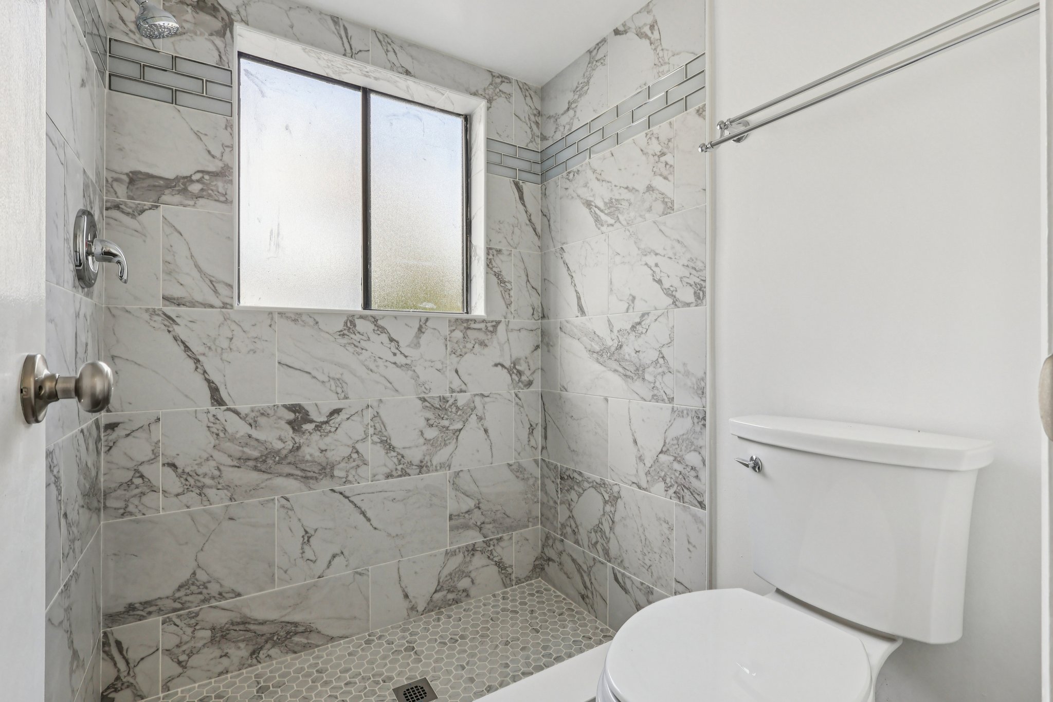 Eastridge Dr-S2810-024.jpg